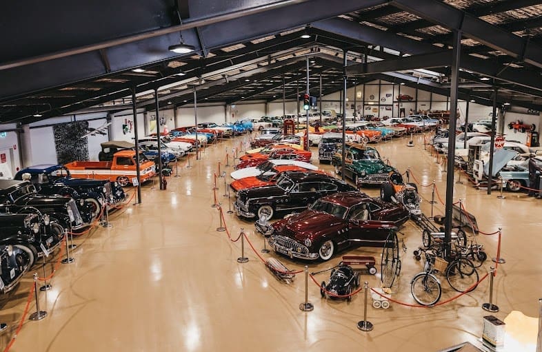 Cruise to Gold Coast Motor Museum - Stanleys Barn Restaurant
